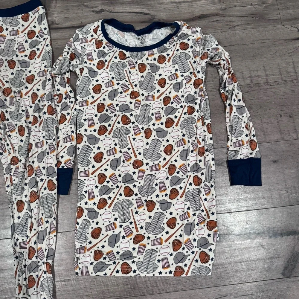 Bamboo Sports 2 Piece Pajamas 9/10 Baseball Dream Big Little Co PJs Dreamyzzz